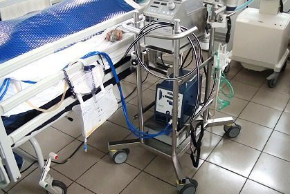 В нашей больнице № 1 появился аппарат искусственной циркуляции крови для лечения крайне тяжелых больных с осложнениями после гриппа и ОРВИ.